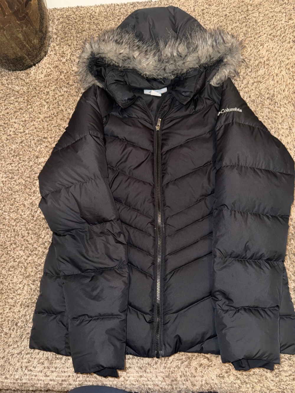 Columbia Black Quilted Hooded Puffer with Faux Fur Trim